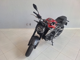 MOTO HONDA CB 650R