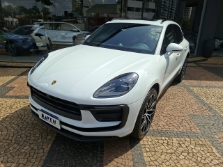 PORSCHE MACAN 2.0