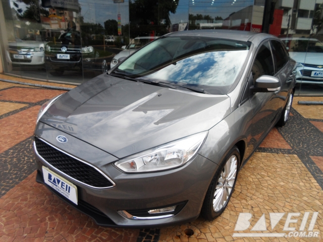 FORD FOCUS SE PLUS 2.0