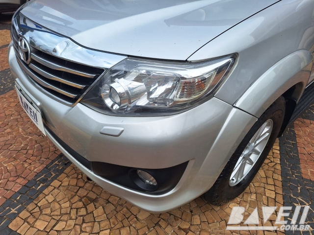 TOYOTA HILUX SW4 SRV 3.0