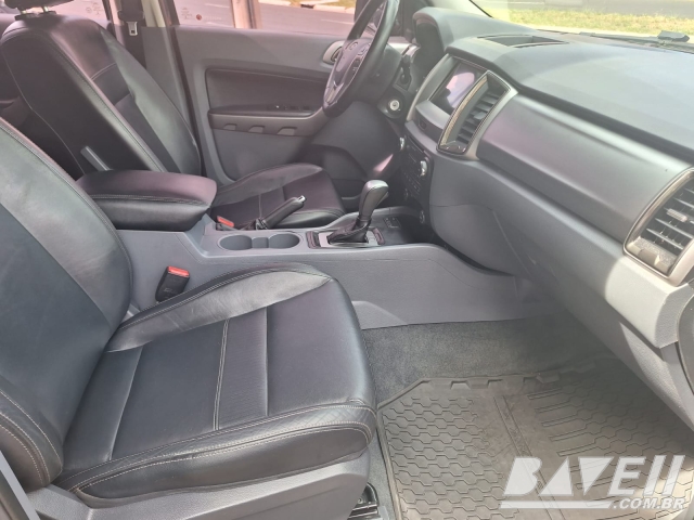 FORD RANGER LIMITED 3.2 D