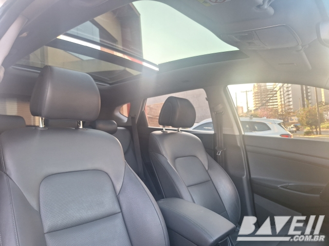 HYUNDAI TUCSON GLS 1.6 T
