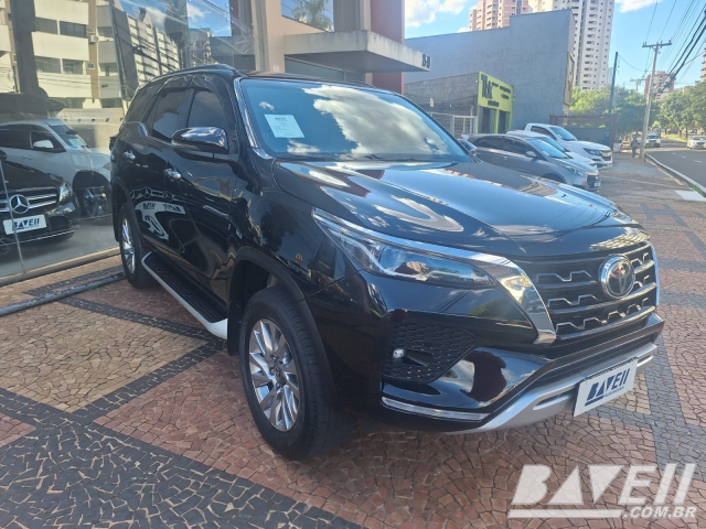 TOYOTA HILUX SW4 SRX 2.8 D 7L