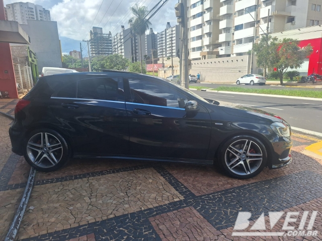 M BENZ A250 SPORT 2.0