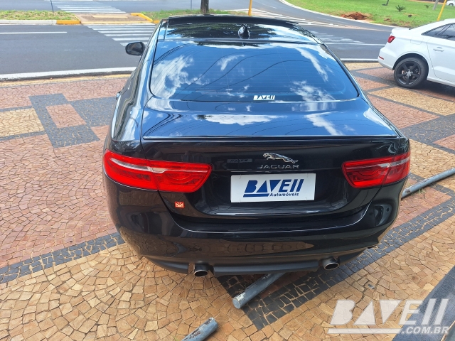 JAGUAR XE R-SPORT SI4