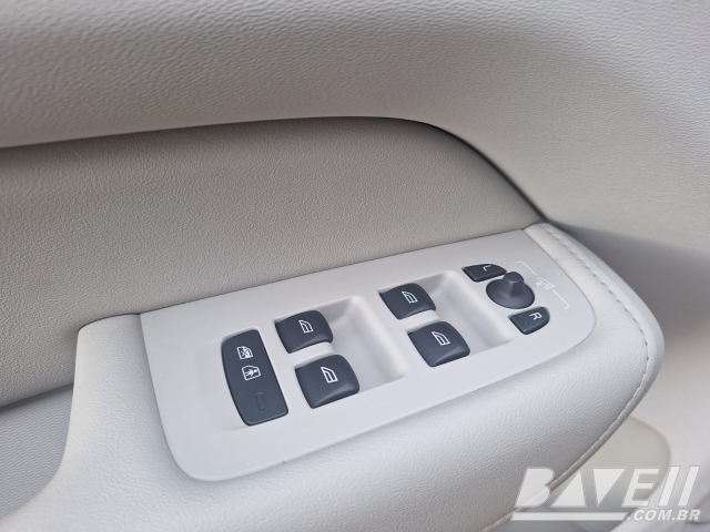 VOLVO CX60 T8 INSCRIPT