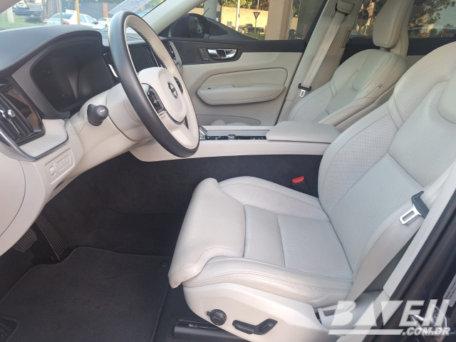 VOLVO CX60 T8 INSCRIPT