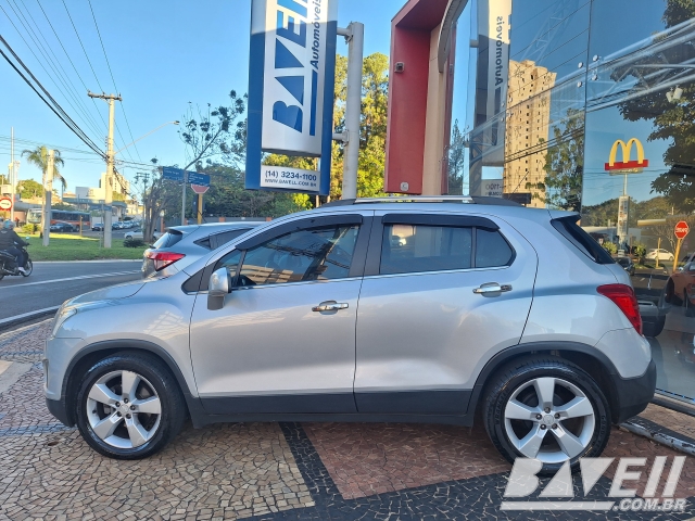 GM TRACKER LTZ AT