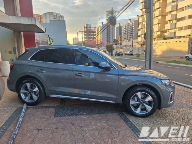 AUDI Q5 S LINE 2.0 TFSI