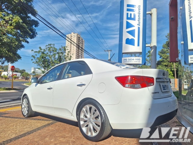 KIA CERATO SX3 1.6 AUT