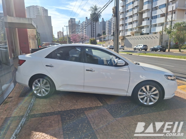 KIA CERATO SX3 1.6 AUT