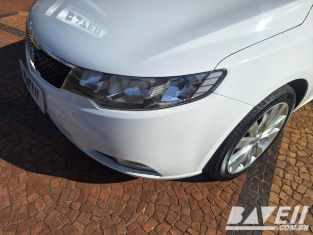 KIA CERATO SX3 1.6 AUT