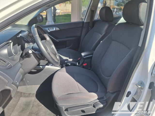 KIA CERATO SX3 1.6 AUT