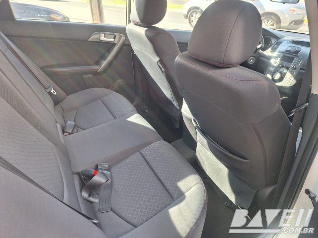 KIA CERATO SX3 1.6 AUT