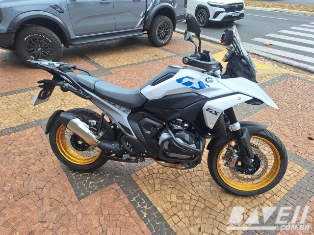 MOTO BMW R1300 GS PLUS
