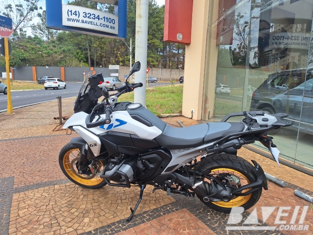MOTO BMW R1300 GS PLUS