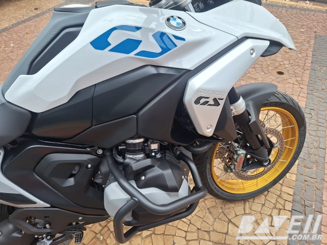 MOTO BMW R1300 GS PLUS