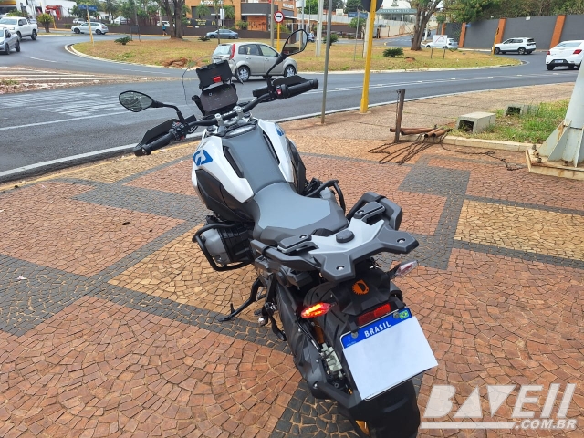 MOTO BMW R1300 GS PLUS