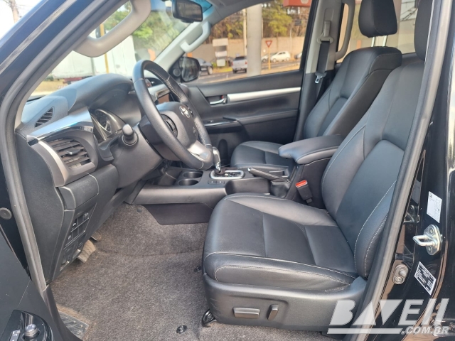 TOYOTA HILUX CD SRV 2.8 D