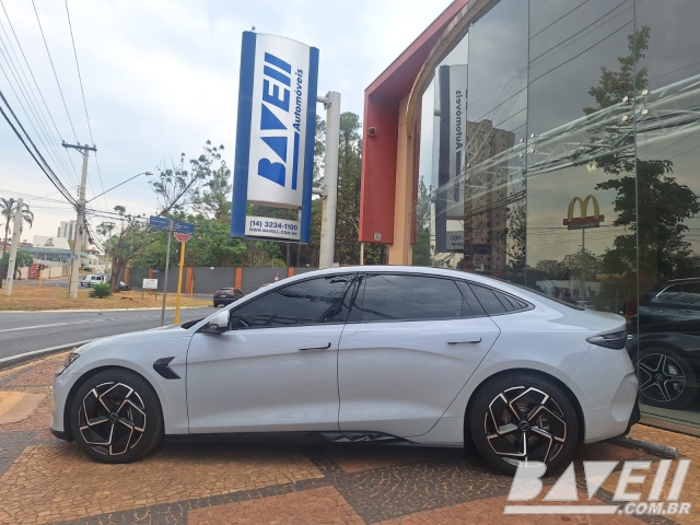 BYD SEAL AWD GS 590 EV