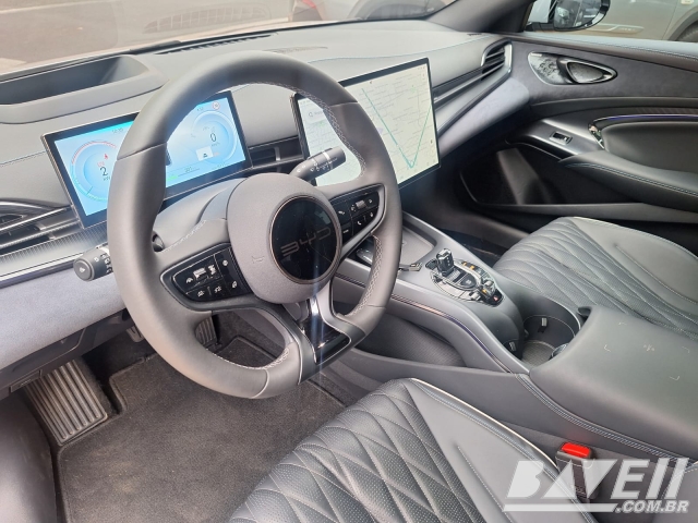 BYD SEAL AWD GS 590 EV
