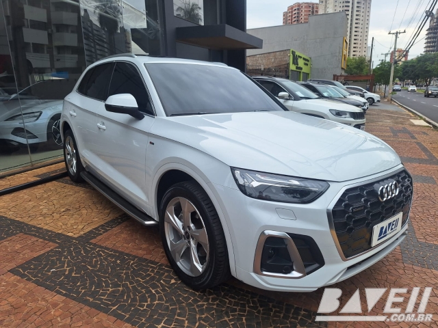 AUDI Q5 S LINE 2.0 TFSI