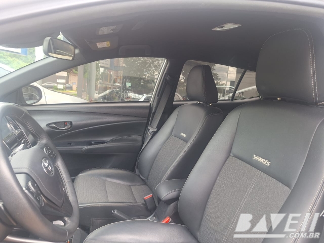 TOYOTA YARIS HATCH XS 1.5 AUT