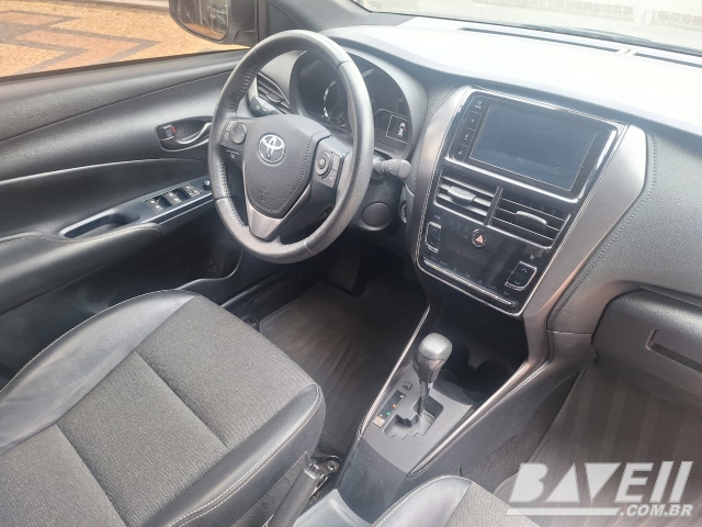 TOYOTA YARIS HATCH XS 1.5 AUT