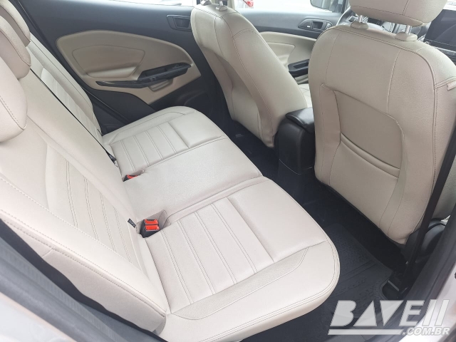 FORD ECOSPORT TIT 2 AT 1.5