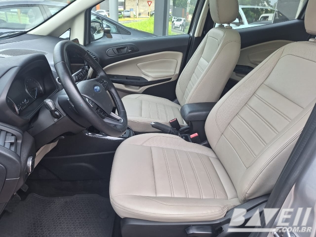 FORD ECOSPORT TIT 2 AT 1.5