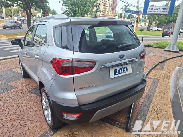 FORD ECOSPORT TIT 2 AT 1.5