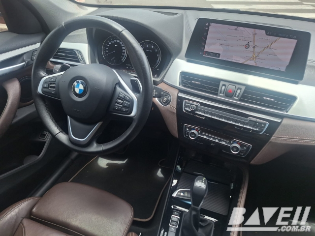 BMW  X1 XDRIVE 2.5 I TETO