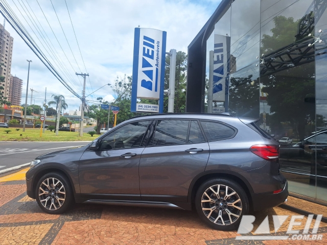 BMW  X1 XDRIVE 2.5 I TETO