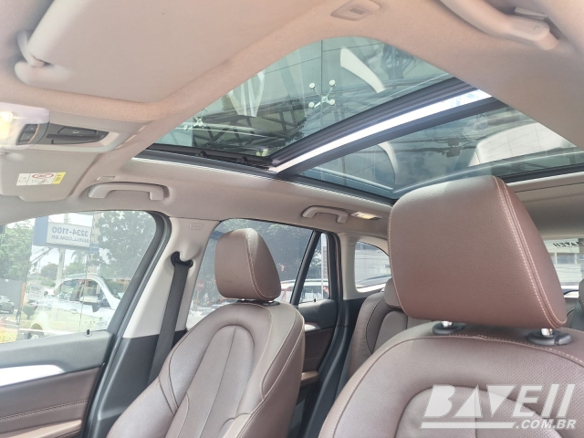 BMW  X1 XDRIVE 2.5 I TETO