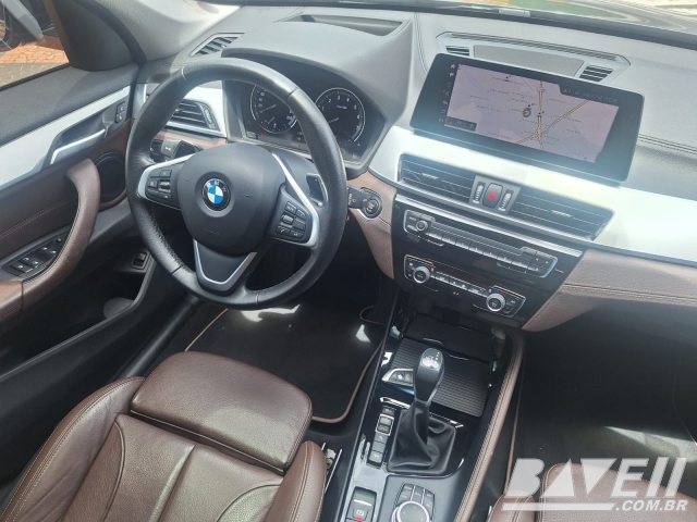 BMW  X1 XDRIVE 2.5 I TETO