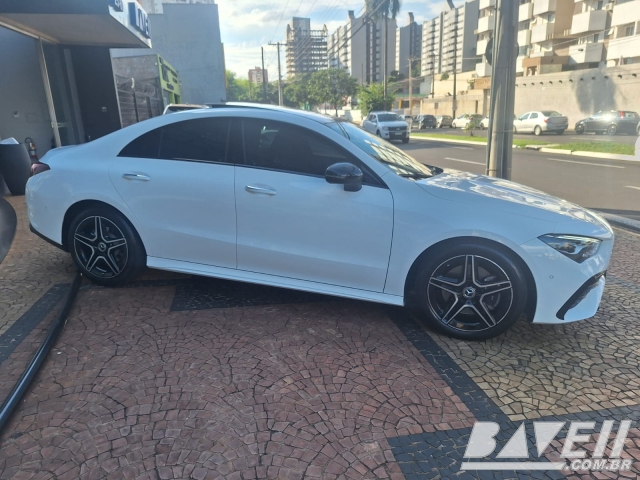 M BENZ CLA 200 AMG LINE