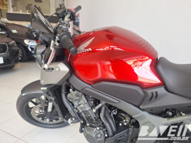 MOTO HONDA CB 650R