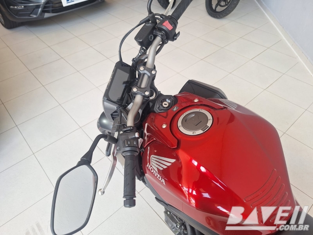 MOTO HONDA CB 650R