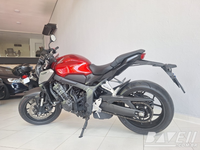 MOTO HONDA CB 650R