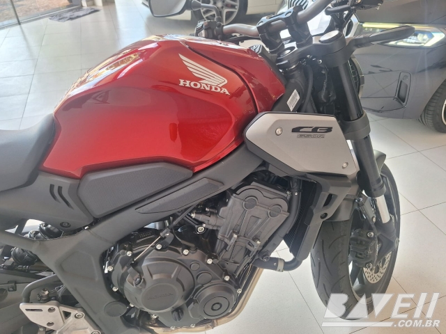 MOTO HONDA CB 650R