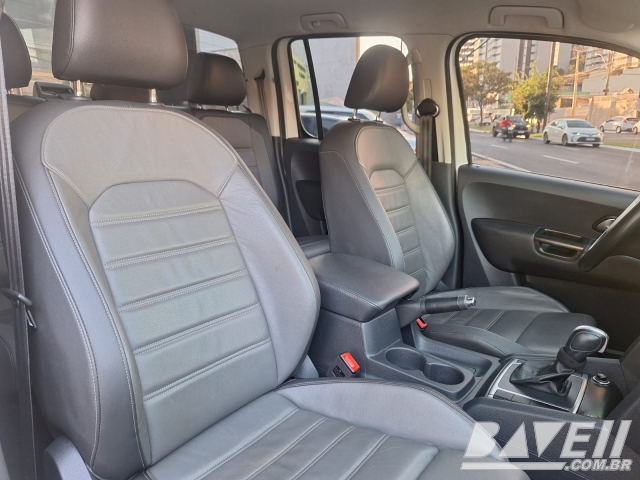 VW AMAROK V6 HIGHLINE