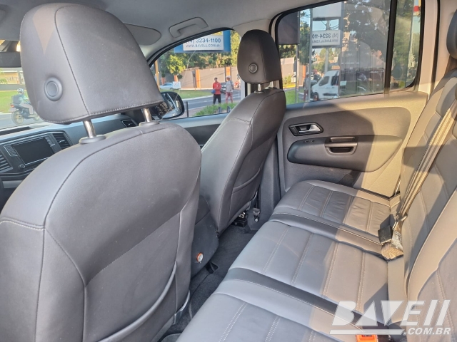 VW AMAROK V6 HIGHLINE