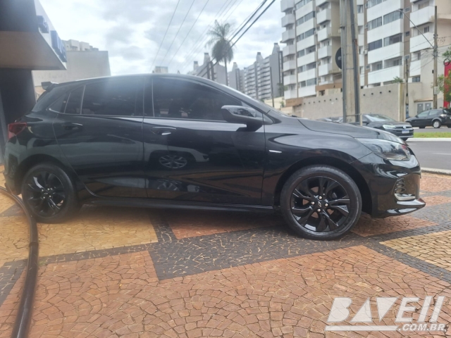 GM ONIX RS 1.0 T