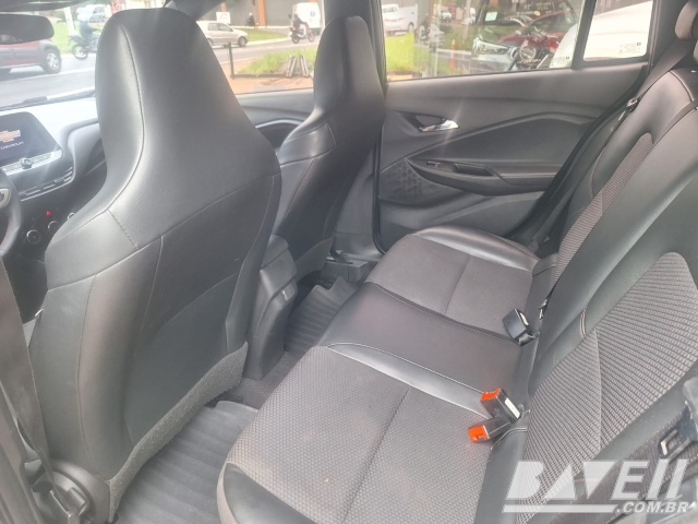 GM ONIX RS 1.0 T