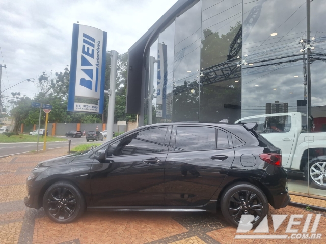 GM ONIX RS 1.0 T
