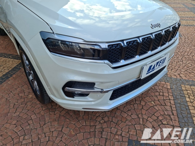 JEEP COMMANDER OVR T 270 1.3T