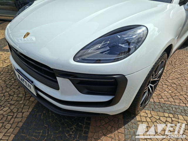 PORSCHE MACAN 2.0