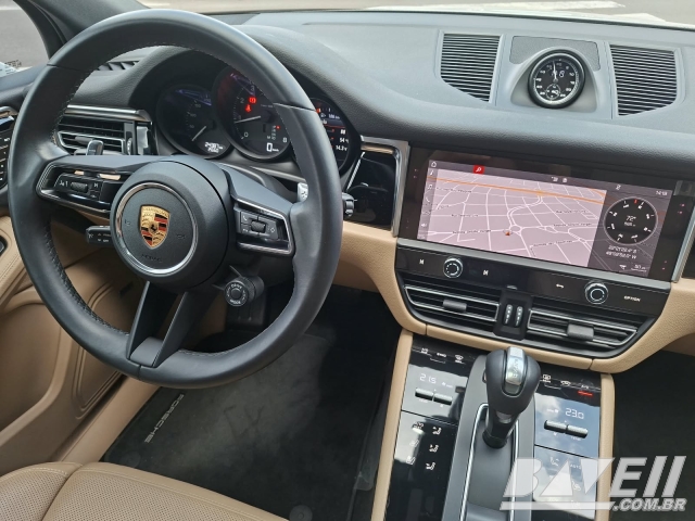 PORSCHE MACAN 2.0